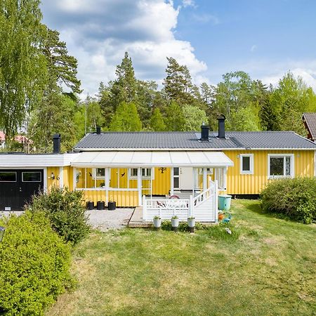 3Bdr Close To Nature A Beautiful Home Lake Nearby Uppsala Luaran gambar
