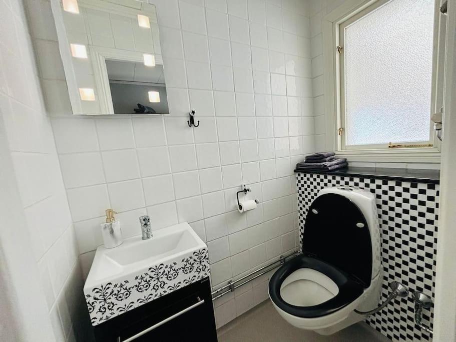 3Bdr Close To Nature A Beautiful Home Lake Nearby Uppsala Luaran gambar